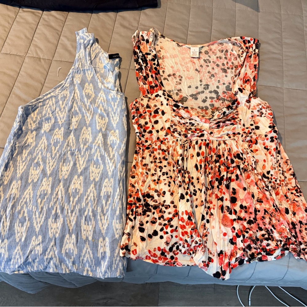 2 Stylish Women's Sleeveless Tops - Blue and Multicolor